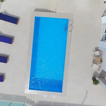 3 Bedroom With Heated Pool & Sea View - Ae1308 *